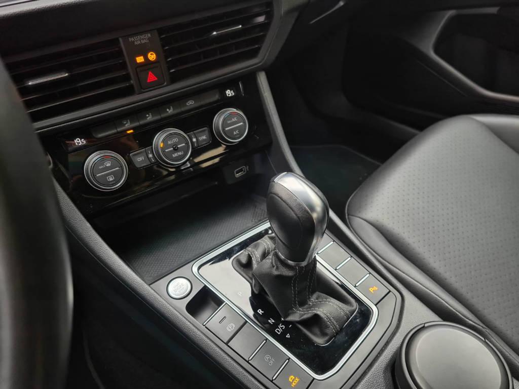 Volkswagen Jetta R-Line 250 TSI 1.4 Flex 16V Aut. 2019
